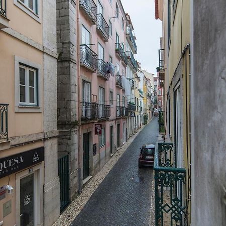 Lovelystay - Vintage Flat Near Santa Justa Elevator! Lisboa Eksteriør billede